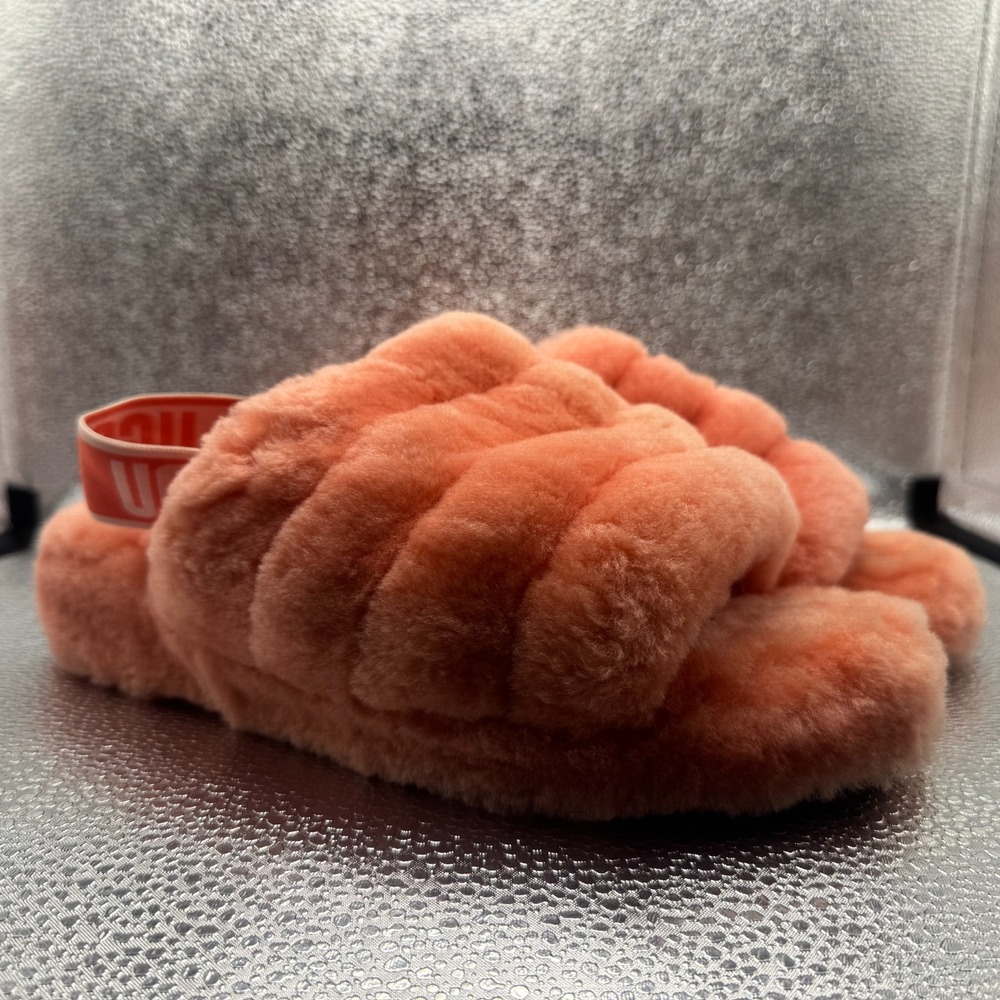 Size 8 UGG Fluff Yeah Slide Coral Pink Womens Fluffy Sheepskin Slipper Sandals